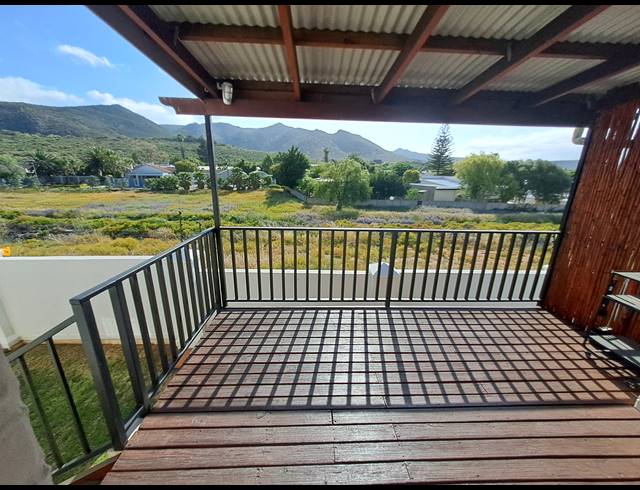 2 bed property to rent in VAN RIEBEECK PARK